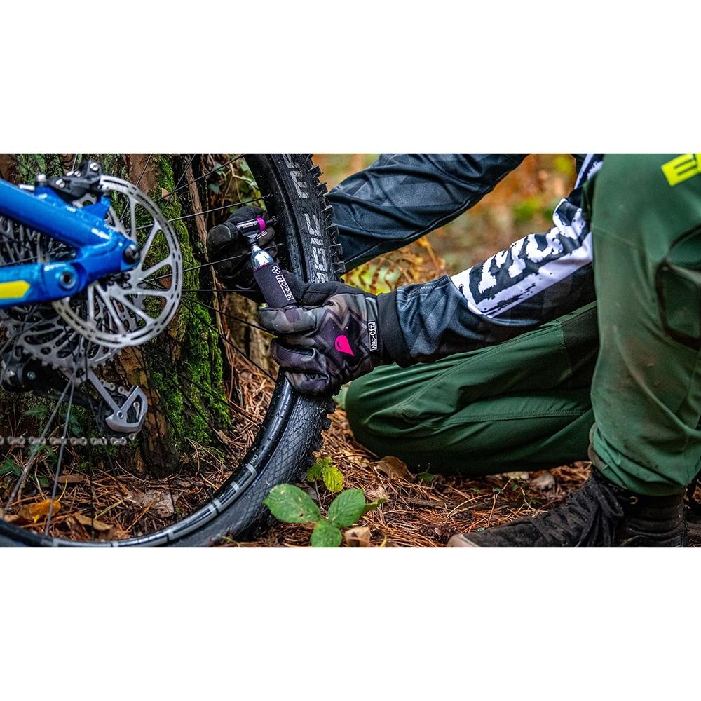 Muc-Off MTB Inflator Kit - Image 3
